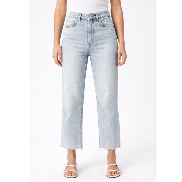 studio blue Denim - Studio Blue Women's White Peach High Rise Raw Hem Straight Leg Jeans Size 30